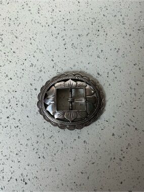Silver-Tone Oval Western Belt Buckle